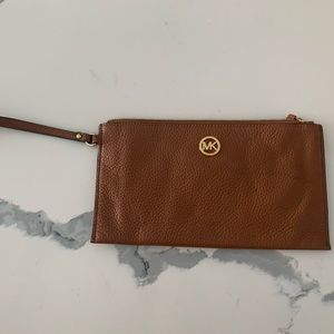 Michael Kors tan leather wristlet